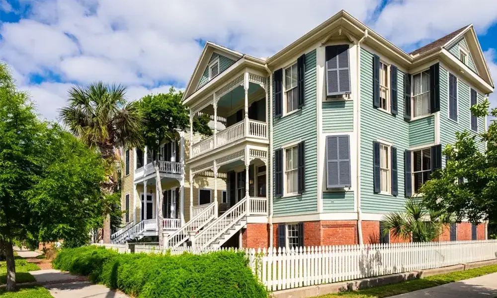 Commercial flat roof installation